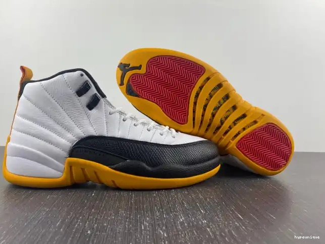 HYPE Years Air Jordan in China 25 DR8887-100 12 0608